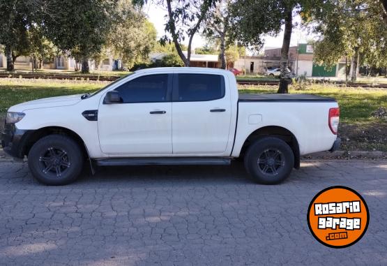 Camionetas - Ford Ranger XL 2.2 2016 Diesel 151000Km - En Venta