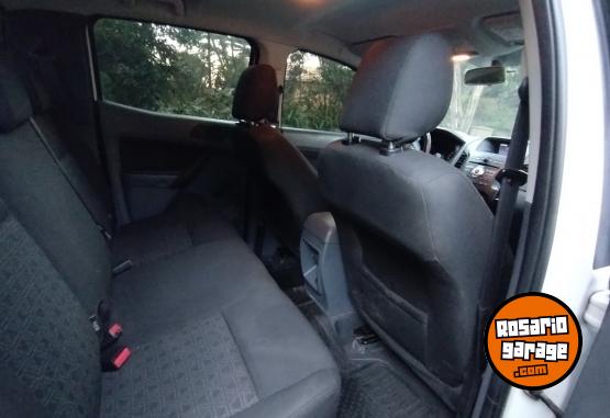 Camionetas - Ford Ranger XL 2.2 2016 Diesel 151000Km - En Venta
