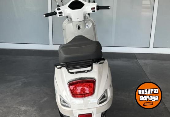 Motos - Motomel Strato E 2025 Nafta 600Km - En Venta