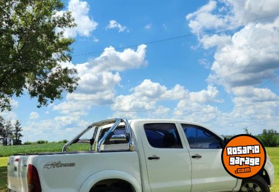 Camionetas - Toyota Hilux 2006 Diesel 330000Km - En Venta