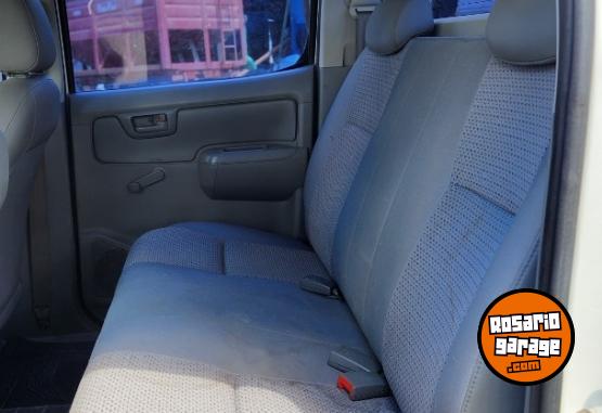 Camionetas - Toyota Hilux 2006 Diesel 330000Km - En Venta