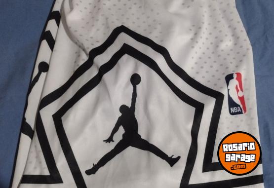 Indumentaria - Short blanco - En Venta