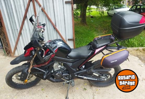Motos - Beta 2024 , zt 155 cc 2024 Nafta 5200Km - En Venta