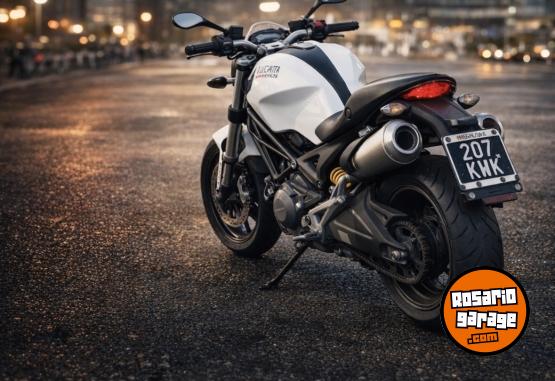 Motos - Ducati Monster 696 2014 Nafta 38000Km - En Venta