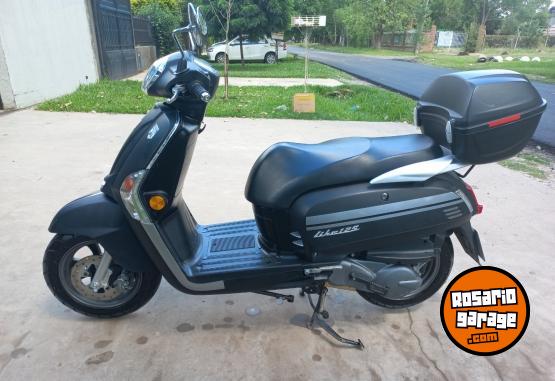 Motos - Kymco Like 125 2024 Nafta 4000Km - En Venta