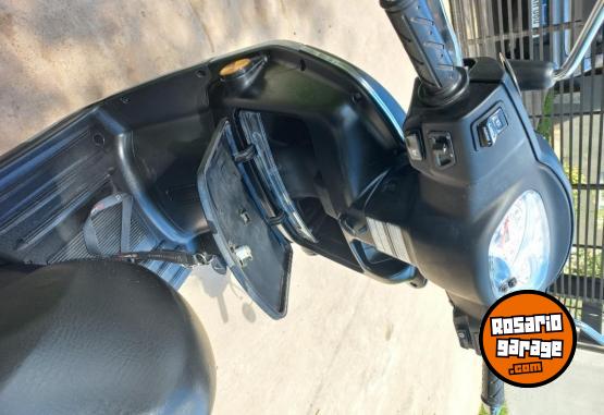 Motos - Kymco Like 125 2024 Nafta 4000Km - En Venta