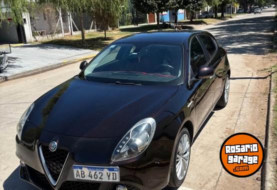 Autos - Alfa Romeo Giulietta 1.4 Distinctive 2017 Nafta 98000Km - En Venta