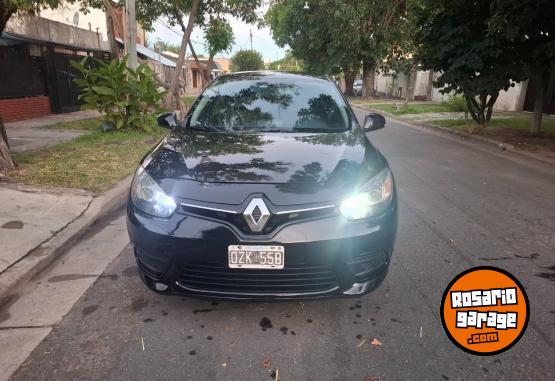 Autos - Renault Fluence dimamic 1.6 2015 Nafta 174200Km - En Venta