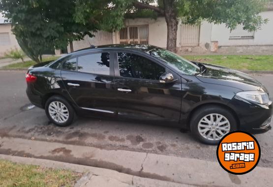 Autos - Renault Fluence dimamic 1.6 2015 Nafta 174200Km - En Venta