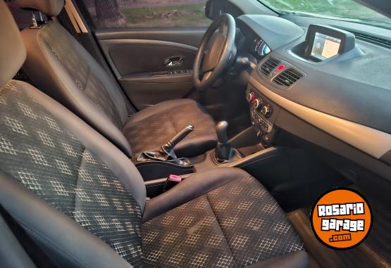 Autos - Renault Fluence dimamic 1.6 2015 Nafta 174200Km - En Venta