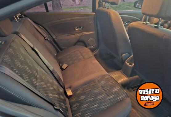 Autos - Renault Fluence dimamic 1.6 2015 Nafta 174200Km - En Venta