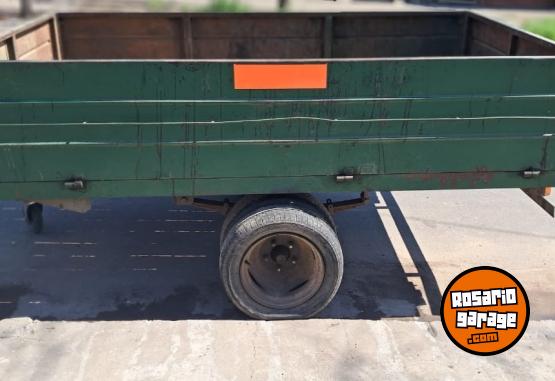 Accesorios para Autos - Vendo acoplado 1 eje, 4 ruedas - En Venta