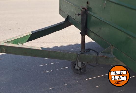 Accesorios para Autos - Vendo acoplado 1 eje, 4 ruedas - En Venta