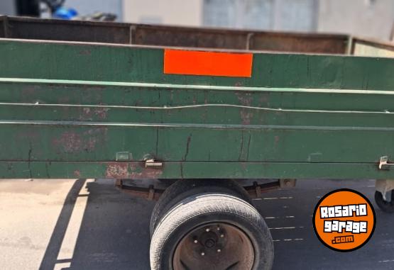 Accesorios para Autos - Vendo acoplado 1 eje, 4 ruedas - En Venta