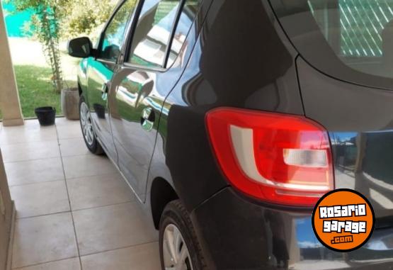 Autos - Renault Sandero 2015 Nafta 170000Km - En Venta