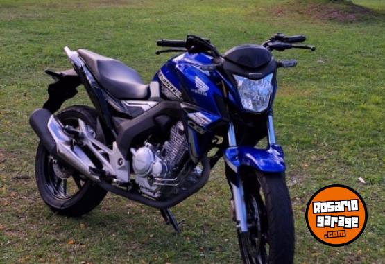 Motos - Honda Cb twister 2022 Nafta 19000Km - En Venta