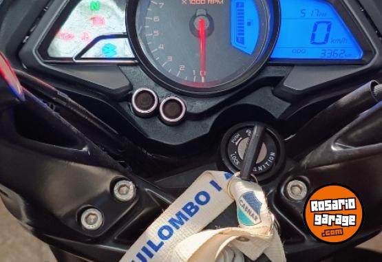 Motos - Bajaj Rouser NS 200 2025 Nafta 3300Km - En Venta