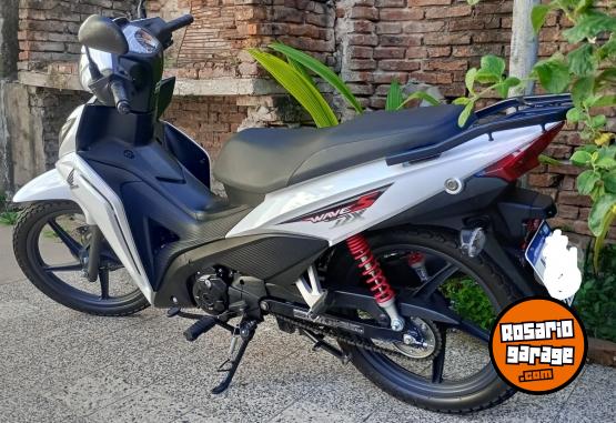 Motos - Honda Wave full 2023 Nafta 7700Km - En Venta