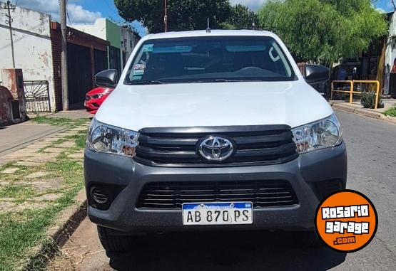 Camionetas - Toyota HILUX 2017 Diesel 300000Km - En Venta