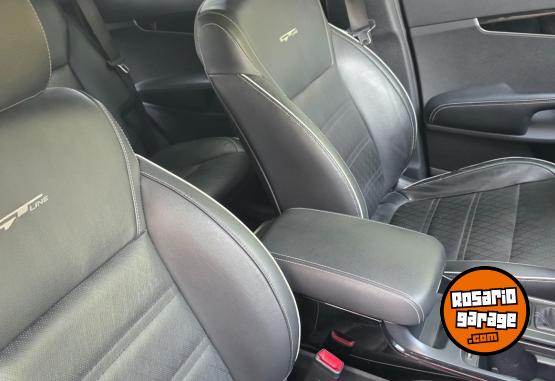 Camionetas - Kia SORENTO GT LINE 2.2 4x4 2018 Diesel 121000Km - En Venta