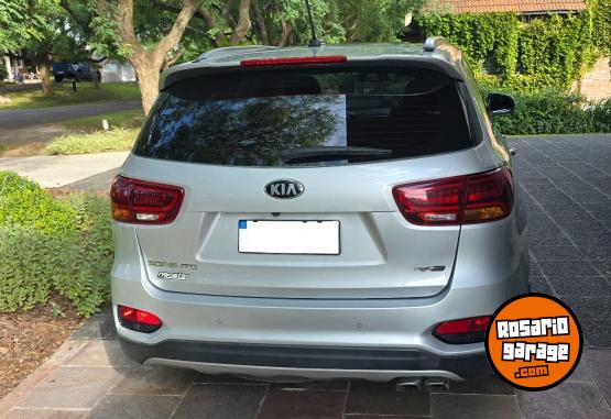 Camionetas - Kia SORENTO GT LINE 2.2 4x4 2018 Diesel 121000Km - En Venta