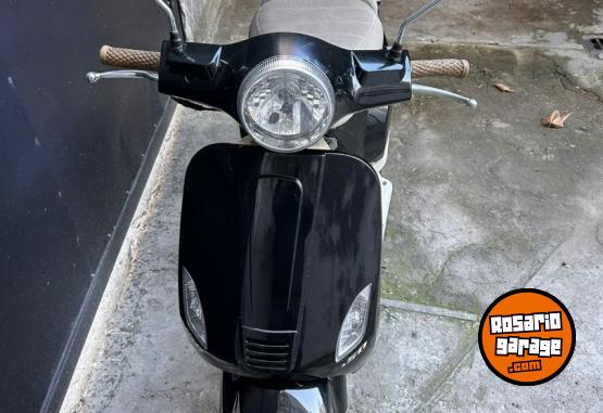 Motos - Zanella STYLER 150 EXCLUSIVE 2018 Nafta 20000Km - En Venta