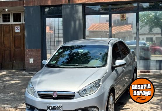 Autos - Fiat Grand Siena 2015 GNC 140000Km - En Venta