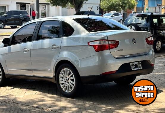 Autos - Fiat Grand Siena 2015 GNC 140000Km - En Venta