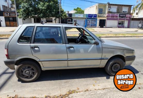 Autos - Fiat Uno 5 puertas 2007 Nafta 330000Km - En Venta