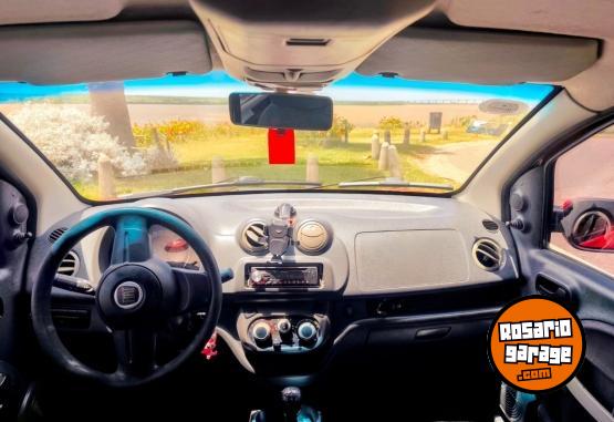 Autos - Fiat Uno Atractive 2011 GNC 131Km - En Venta