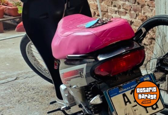 Motos - Motomel Blitz V8 2021 Nafta 23000Km - En Venta