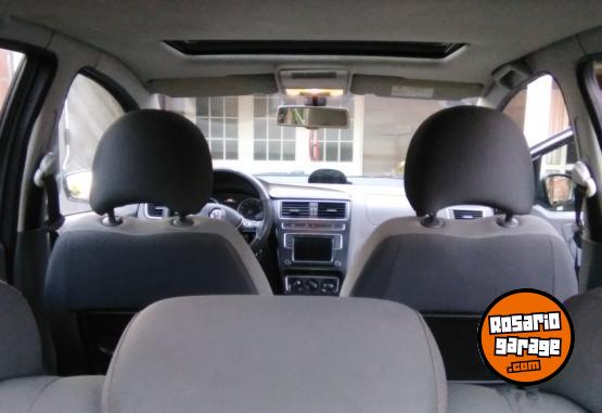 Autos - Volkswagen Suran 2015 GNC 113000Km - En Venta