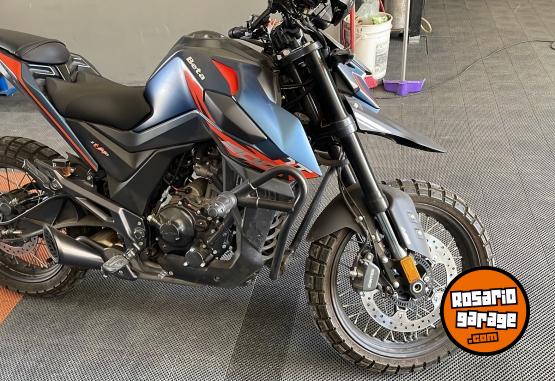 Motos - Zontes 200 U1 2024 Nafta 480Km - En Venta