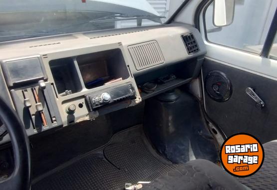 Utilitarios - Renault traffic 1993 Nafta 2000Km - En Venta