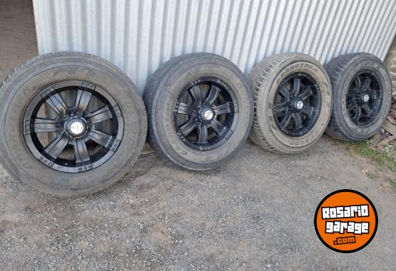 Accesorios para Autos - Vendo llantas - En Venta