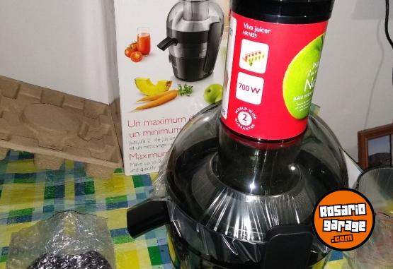 Hogar - Juguera Philips Viva Collection HR 1855 Black - En Venta