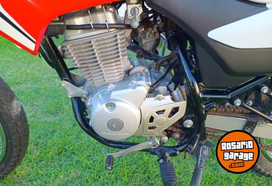 Motos - Honda XR150L 2021 Nafta 18700Km - En Venta