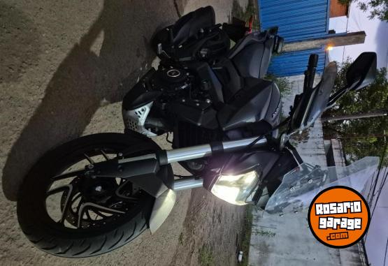 Motos - Bajaj Dominar 400 2023 Nafta 21000Km - En Venta
