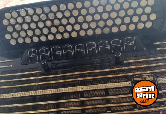 Instrumentos Musicales - Acordeón HONNER ATLANTA 145 - En Venta