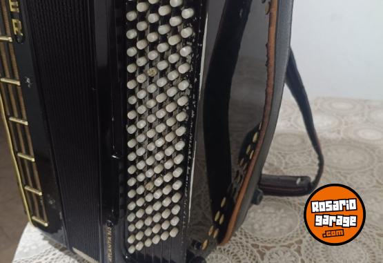 Instrumentos Musicales - Acordeón HONNER ATLANTA 145 - En Venta