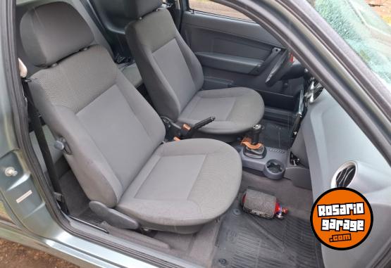 Autos - Volkswagen Gol power 2011 GNC 227000Km - En Venta