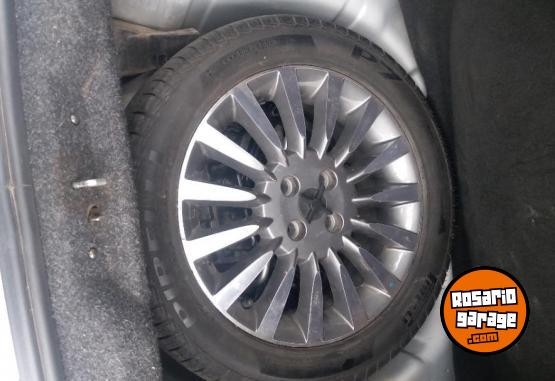 Autos - Fiat Punto Hlx 2009 Nafta 139000Km - En Venta