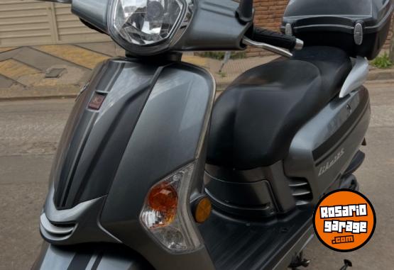 Motos - Kymco Like 125 2021 Nafta 9700Km - En Venta