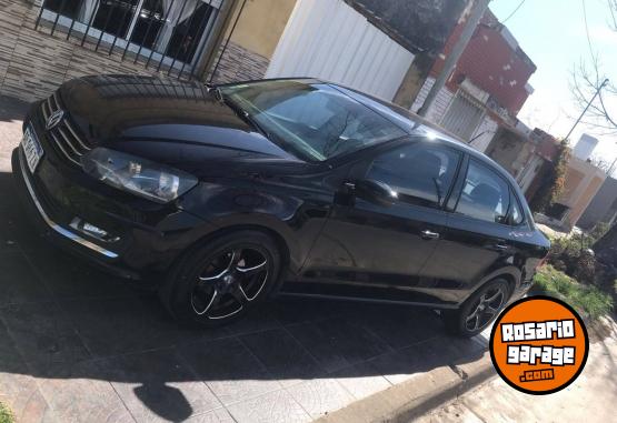 Autos - Volkswagen Polo 2017 Nafta 118000Km - En Venta