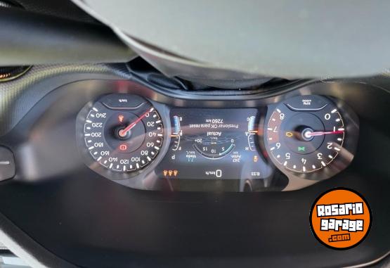 Camionetas - Jeep Compass 1.3 sport 2025 Nafta 7000Km - En Venta