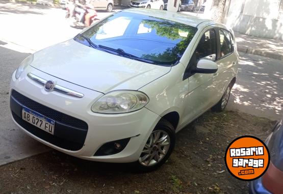 Autos - Fiat Palio Novo 2017 Nafta 82000Km - En Venta