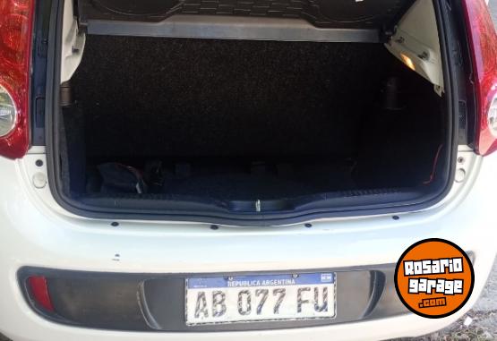 Autos - Fiat Palio Novo 2017 Nafta 82000Km - En Venta