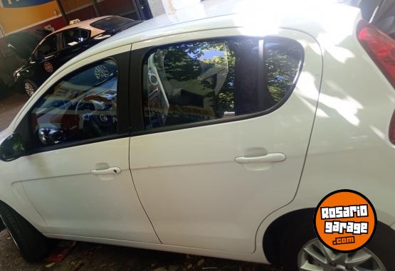 Autos - Fiat Palio Novo 2017 Nafta 82000Km - En Venta