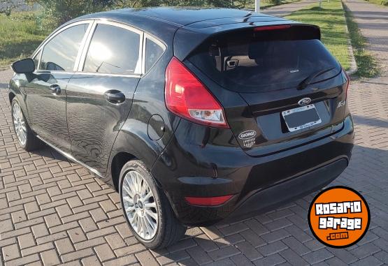 Autos - Ford FIESTA KINETIC SE 2015 Nafta 87000Km - En Venta