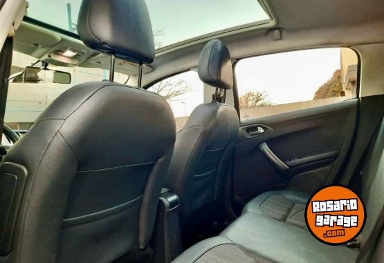 Autos - Peugeot 208 Feline 2014 Nafta 90000Km - En Venta